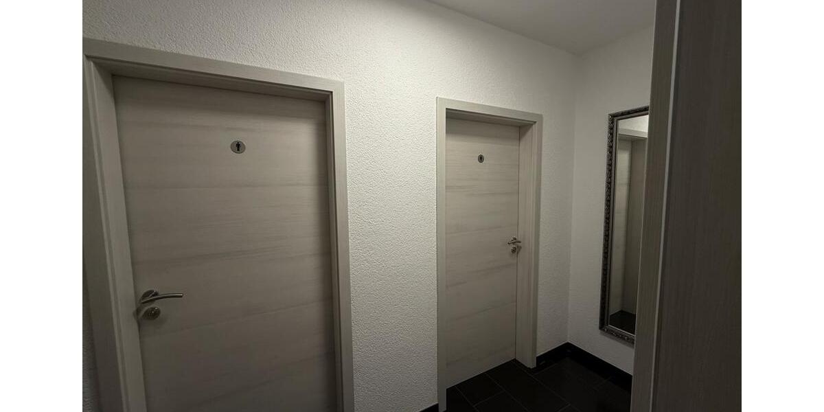 Etagenwohnung Saarbrücken Neue Bremm - 4 Zimmer, 160 m&sup2;, 2.400&euro; | Angebot:26023054