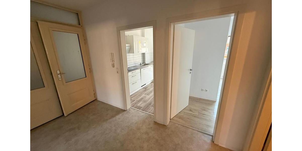 Wunderschöne 4-Raum-DG-Wohnung mit Balkon in Greiz direkt im Stadtzentrum 4 zimmer