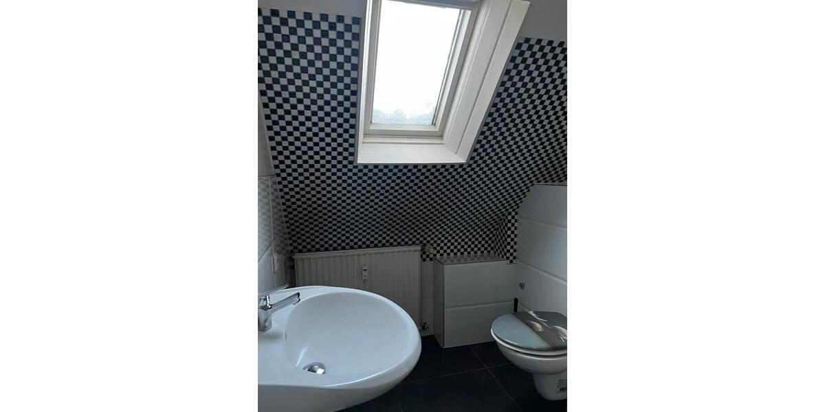 Dachgeschoßwohnung Neunkirchen Kohlhof - 3 Zimmer, 90 m&sup2;, 800&euro; | Angebot:24365434