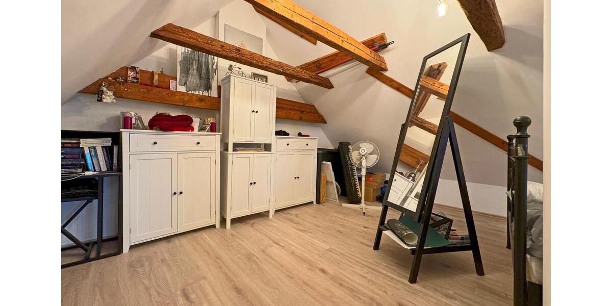 Einfamilienhaus in der Innenstadt zu vermieten - 5 Zimmer 5 zimmer