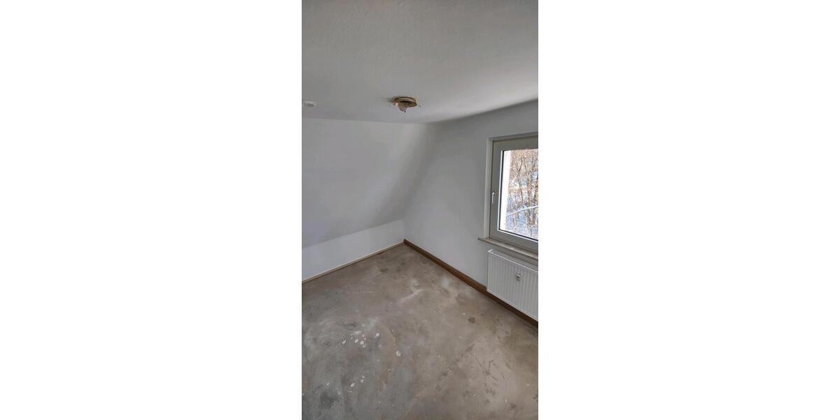 Dachgeschoßwohnung Bad Sachsa - 6 Zimmer, 90 m&sup2;, 500&euro; | Angebot:24469347