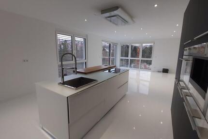 Wohnung Esslingen am Neckar Brühl - 4 Zimmer, 107 m&sup2;, 1.850&euro; | Angebot:25105261