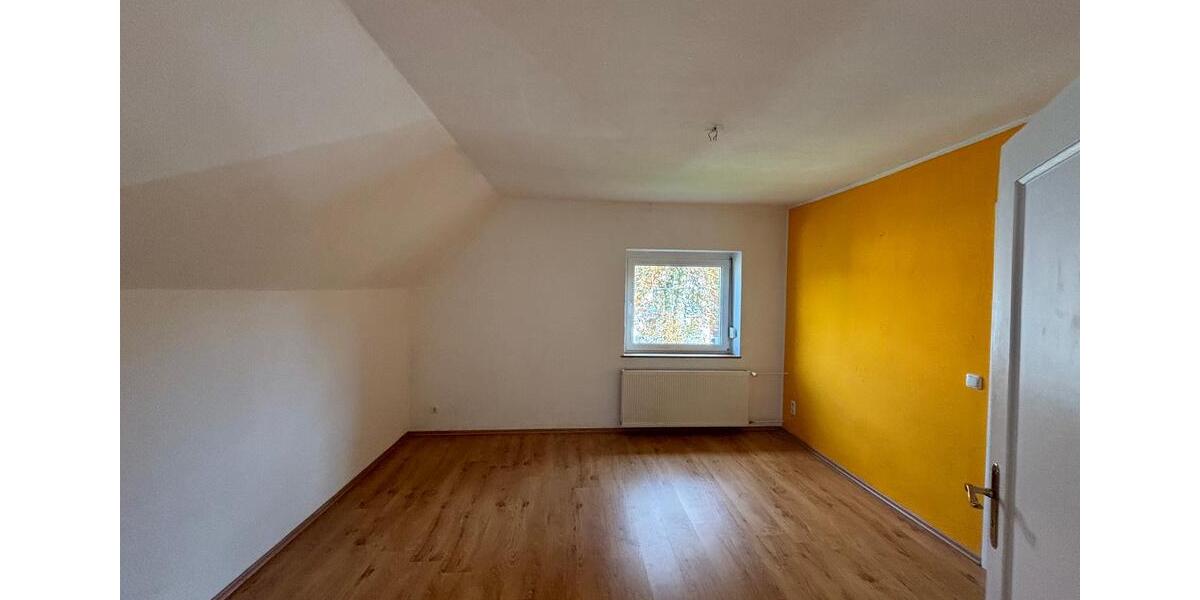 Dachgeschoßwohnung Dortmund Hombruch - 2 Zimmer, 63 m&sup2;, 570&euro; | Angebot:26441273