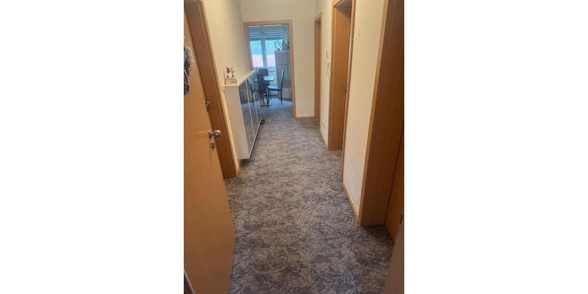 Etagenwohnung Sinzing - 3 Zimmer, 70 m&sup2;, 950&euro; | Angebot:26567526
