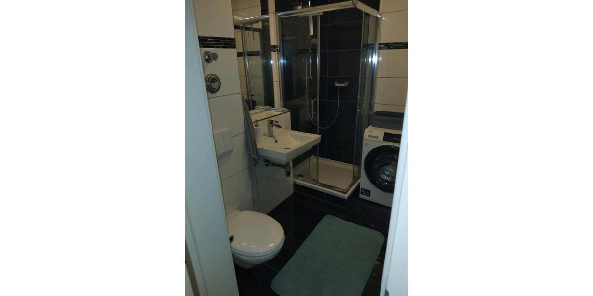 Etagenwohnung Wiesbaden Mainz-Amöneburg - 2 Zimmer, 44 m&sup2;, 1.450&euro; | Angebot:26037620