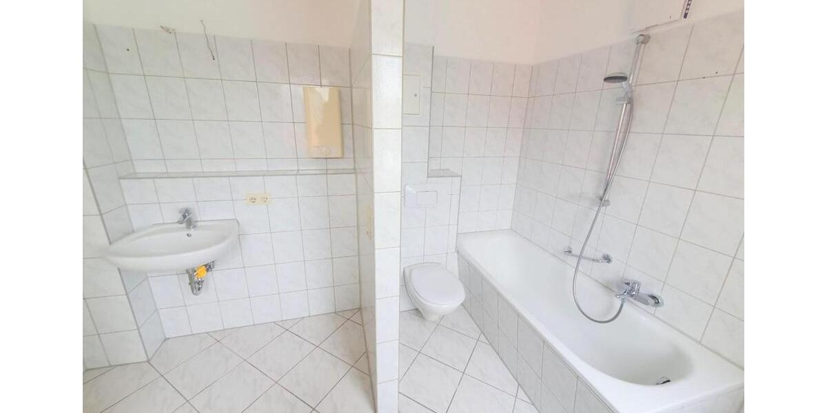 Etagenwohnung Flöha - 5 Zimmer, 143 m&sup2;, 840&euro; | Angebot:25810324