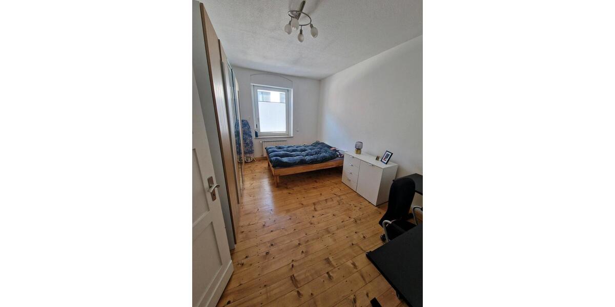 Wohnen auf Zeit Paderborn Univiertel - 3 Zimmer, 79 m&sup2;, 480&euro; | Angebot:26278902