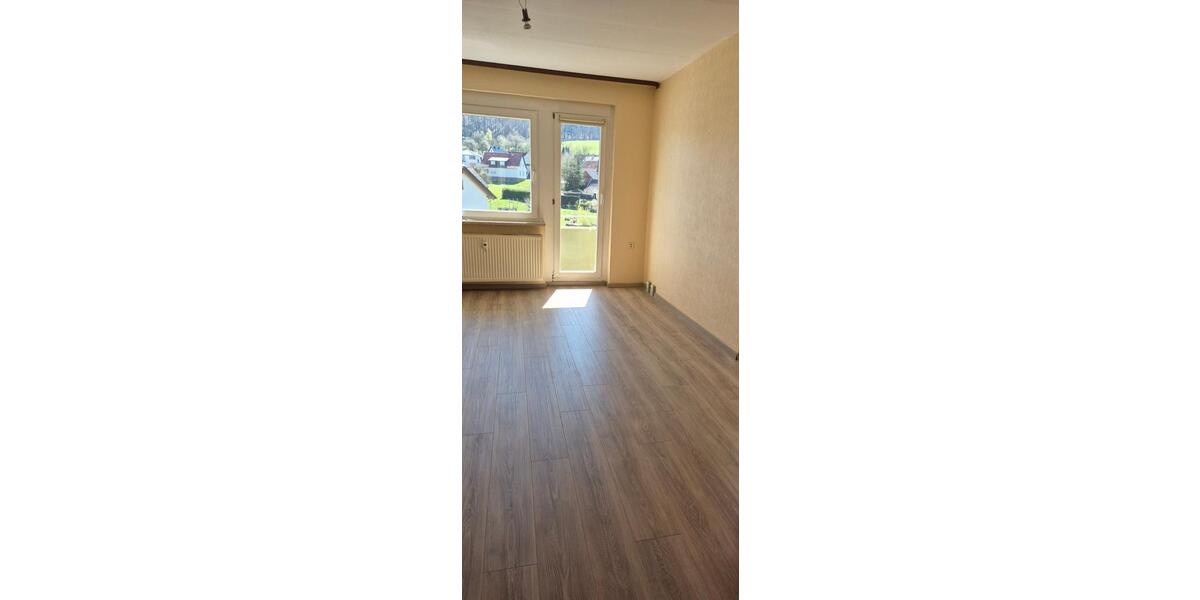 Etagenwohnung Sonnenstein - 2 Zimmer, 52 m&sup2;, 300&euro; | Angebot:26650080