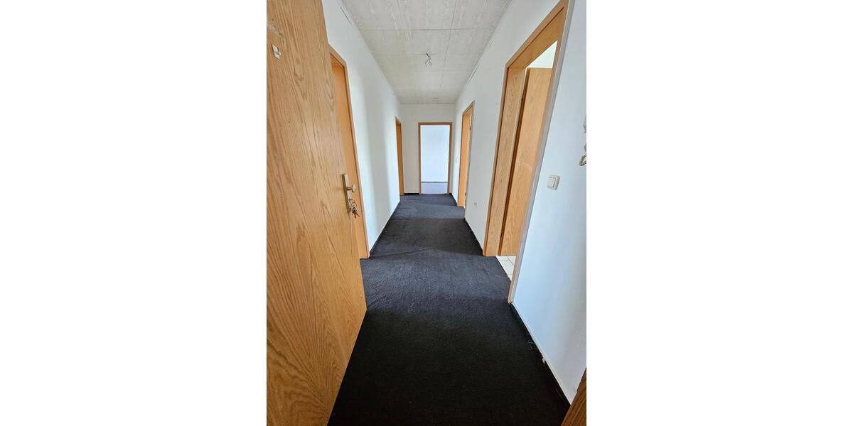 Dachgeschoßwohnung Demmin - 3 Zimmer, 70 m&sup2;, 420&euro; | Angebot:26592765