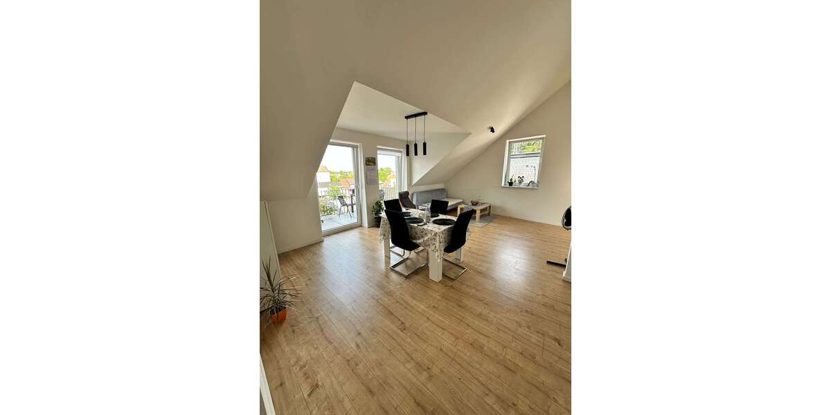 Etagenwohnung Delmenhorst - 3 Zimmer, 74 m&sup2;, 990&euro; | Angebot:27158443