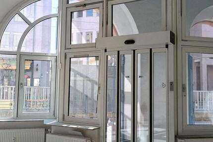 Gewerbeobjekt Freiburg im Breisgau Altstadt - 2.350&euro; | Angebot:25862444