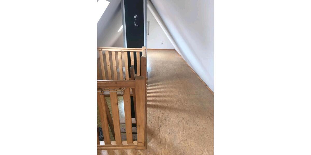 Dachgeschoßwohnung Hösbach - 2 Zimmer, 55 m&sup2;, 520&euro; | Angebot:24841191