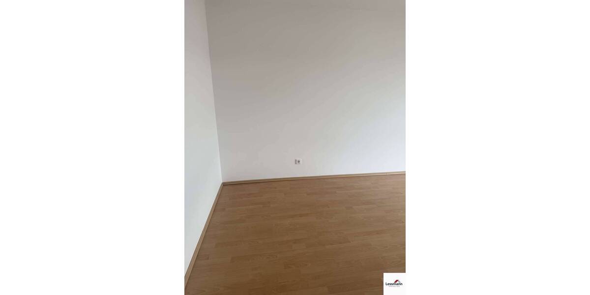 Reihenmittelhaus Feucht - 6 Zimmer, 152 m&sup2;, 1.500&euro; | Angebot:26730698
