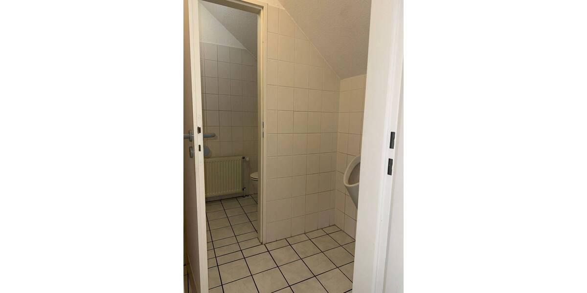 Gewerbeobjekt Syke - 4 Zimmer, 155 m&sup2;, 1.200&euro; | Angebot:26015512