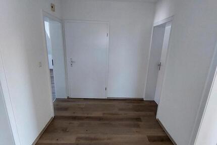 Wohnung Kirchhain - 3 Zimmer, 80 m&sup2;, 920&euro; | Angebot:25375045
