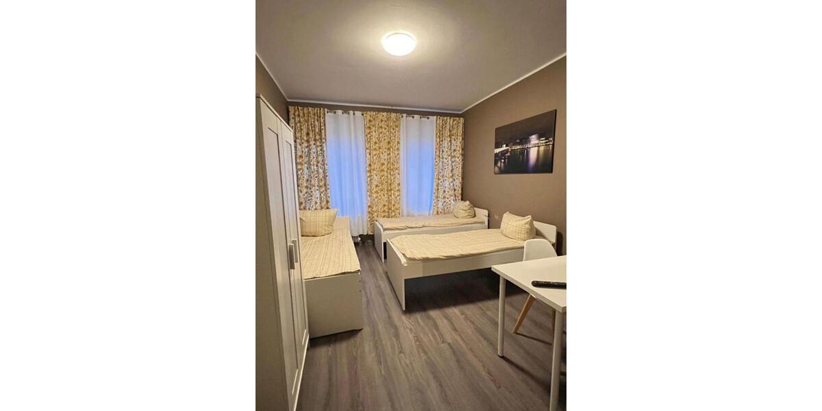 Wohnen auf Zeit Hamburg Barmbek-Süd - 8 Zimmer, 140 m&sup2;, 28&euro; | Angebot:25366248