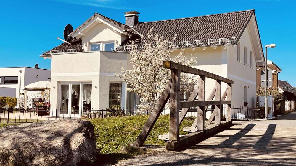 Wohnung zum Mieten in Usingen 1.880 € 141 m² 3 zimmer