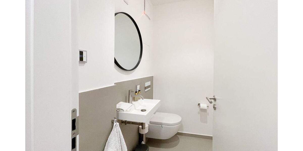 Etagenwohnung Frankfurt am Main Innenstadt - 2 Zimmer, 78 m&sup2;, 2.350&euro; | Angebot:25663755