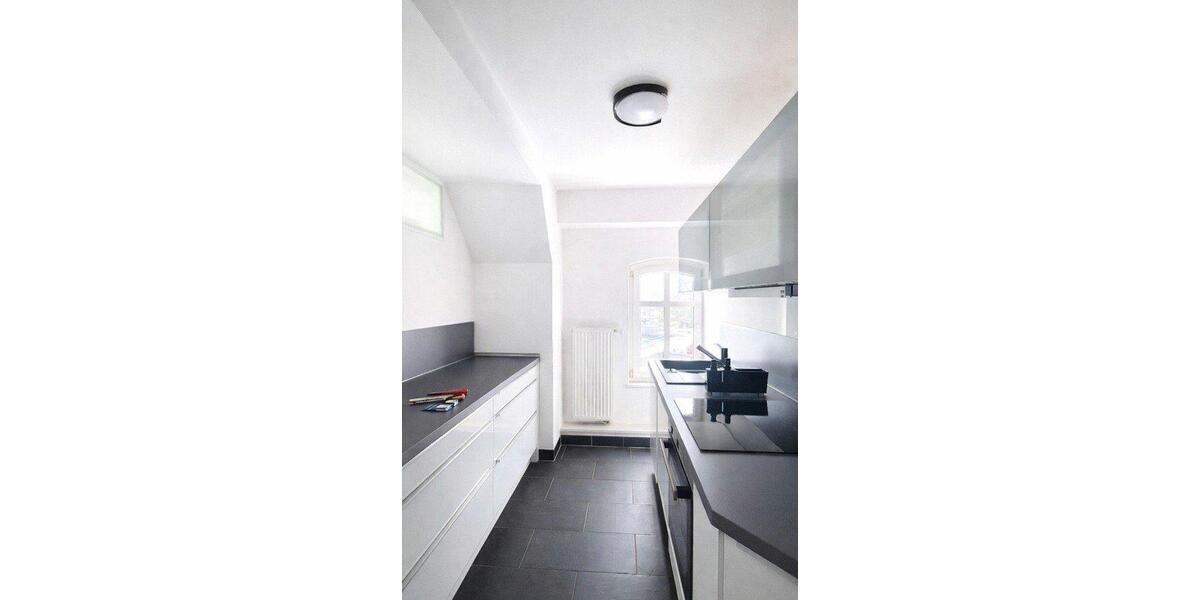 Dachgeschoßwohnung Burg - 3 Zimmer, 88 m&sup2;, 660&euro; | Angebot:26647181
