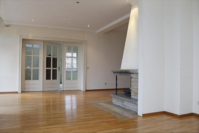 Villa Bergen - 10.5 Zimmer, 352 m&sup2;, 1.950&euro; | Angebot:26072921