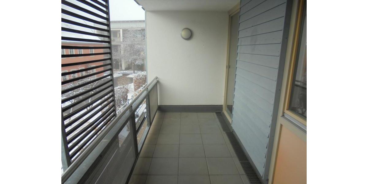 Etagenwohnung Saalfeld (Saale) - 2 Zimmer, 58 m&sup2;, 327&euro; | Angebot:24801995