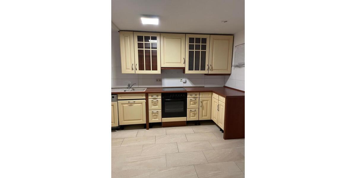 Etagenwohnung Hannover Vahrenwald-List - 3 Zimmer, 95 m&sup2;, 990&euro; | Angebot:24805800