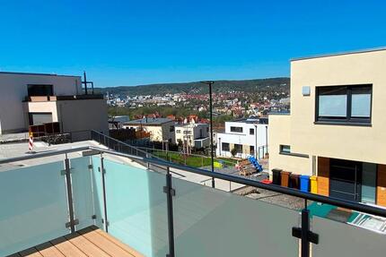 Exklusive 3-Zimmer-Wohnung mit Blick auf die Stadt zimmer