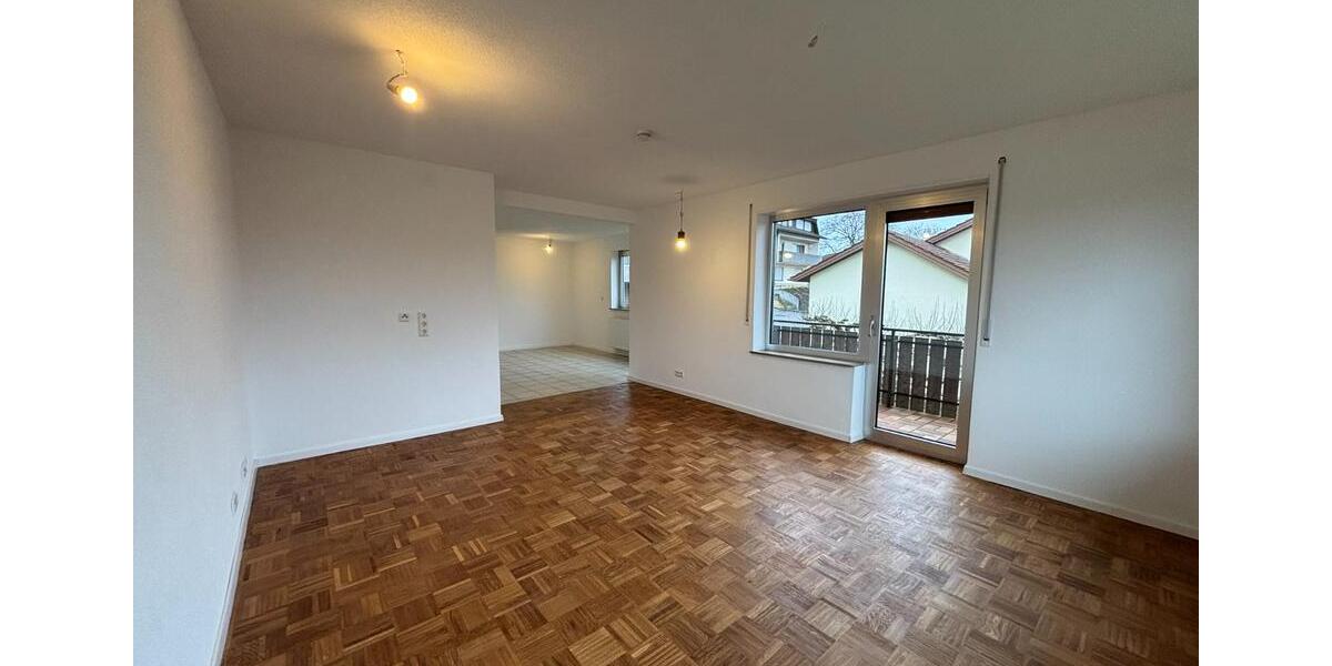 Erdgeschoßwohnung Schefflenz - 4 Zimmer, 92 m&sup2;, 940&euro; | Angebot:25017185