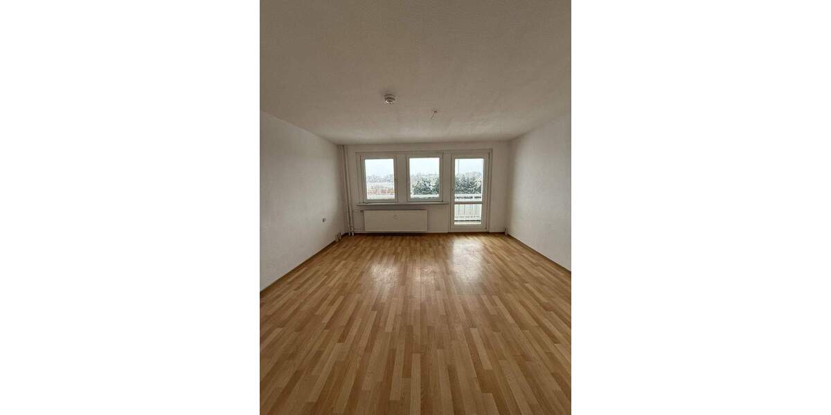 Etagenwohnung Naundorf Hof - 3 Zimmer, 68 m&sup2;, 400&euro; | Angebot:24826887