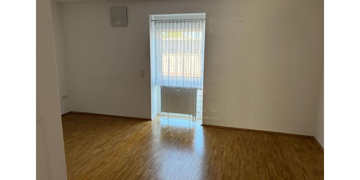 Erdgeschoßwohnung Bad Kreuznach Bad Münster am Stein-Ebernburg - 2 Zimmer, 79 m&sup2;, 775&euro; | Angebot:26447392