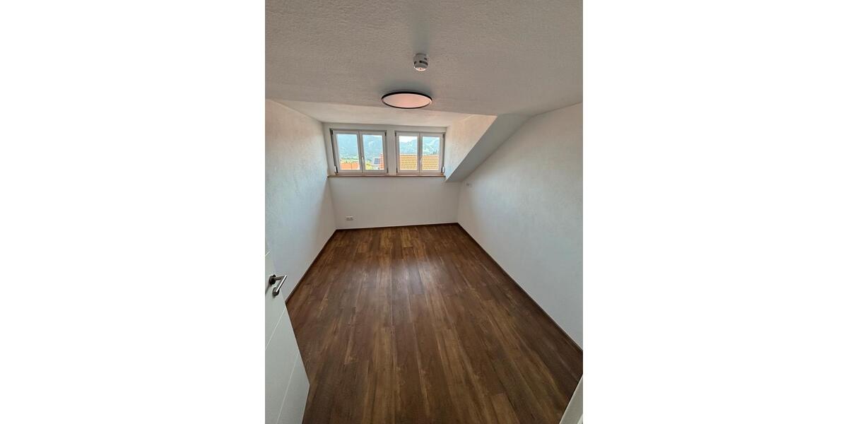 Dachgeschoßwohnung Oy-Mittelberg Mittelberg - 3 Zimmer, 88 m&sup2;, 1.400&euro; | Angebot:26706089