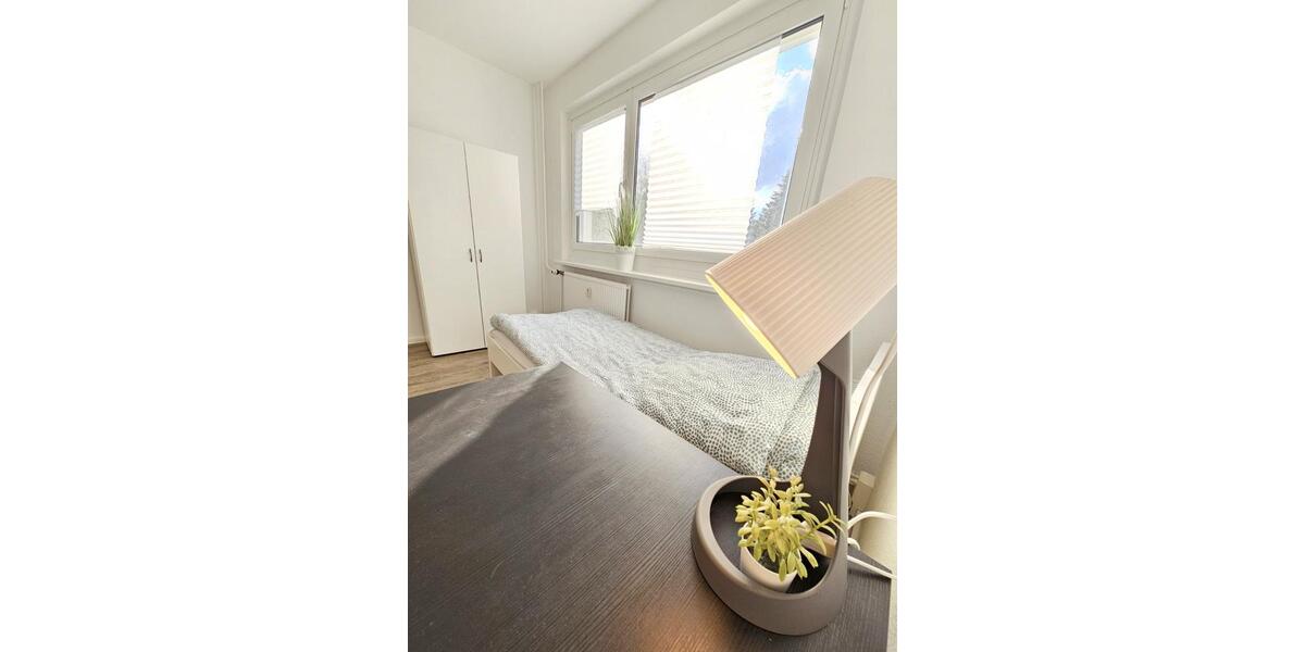 Wohnen auf Zeit Chemnitz Kapellenberg - 3 Zimmer, 59 m&sup2;, 1.600&euro; | Angebot:11057084