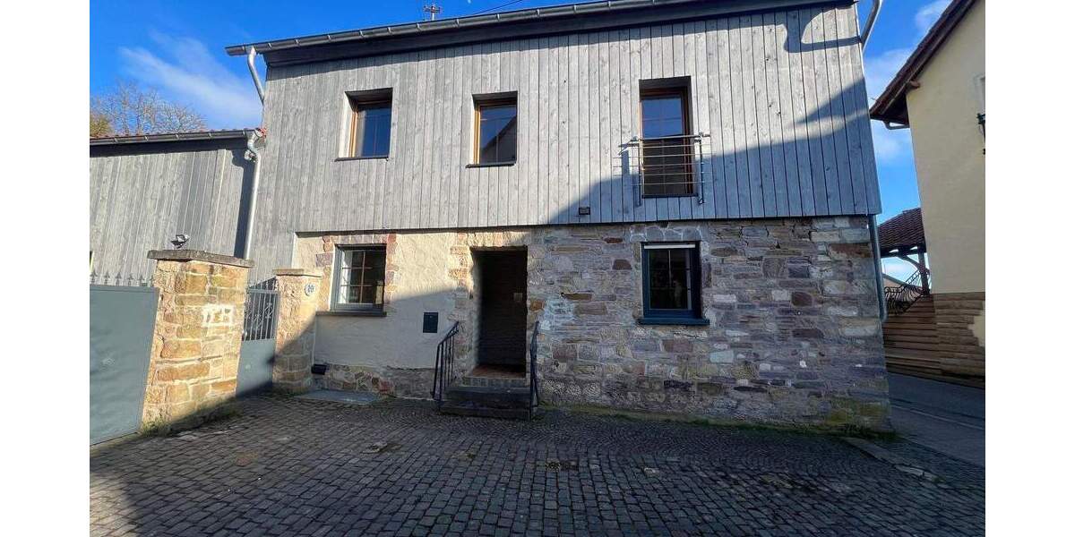 Zimmer Nußbaum - 2 Zimmer, 61 m&sup2;, 750&euro; | Angebot:25683765