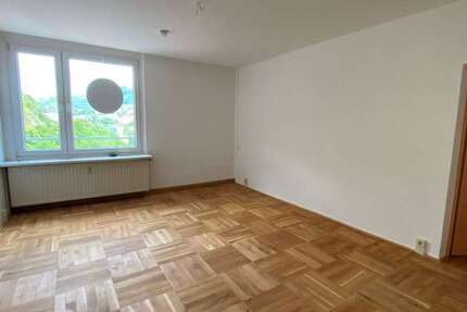 Wohnung Suhl Aue 2 - 2 Zimmer, 54 m&sup2;, 433&euro; | Angebot:26446319