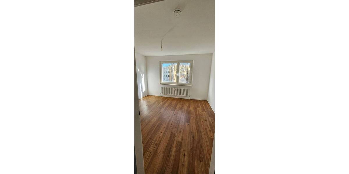 Etagenwohnung Wiesbaden Dotzheim - 3 Zimmer, 78 m&sup2;, 782&euro; | Angebot:26118026