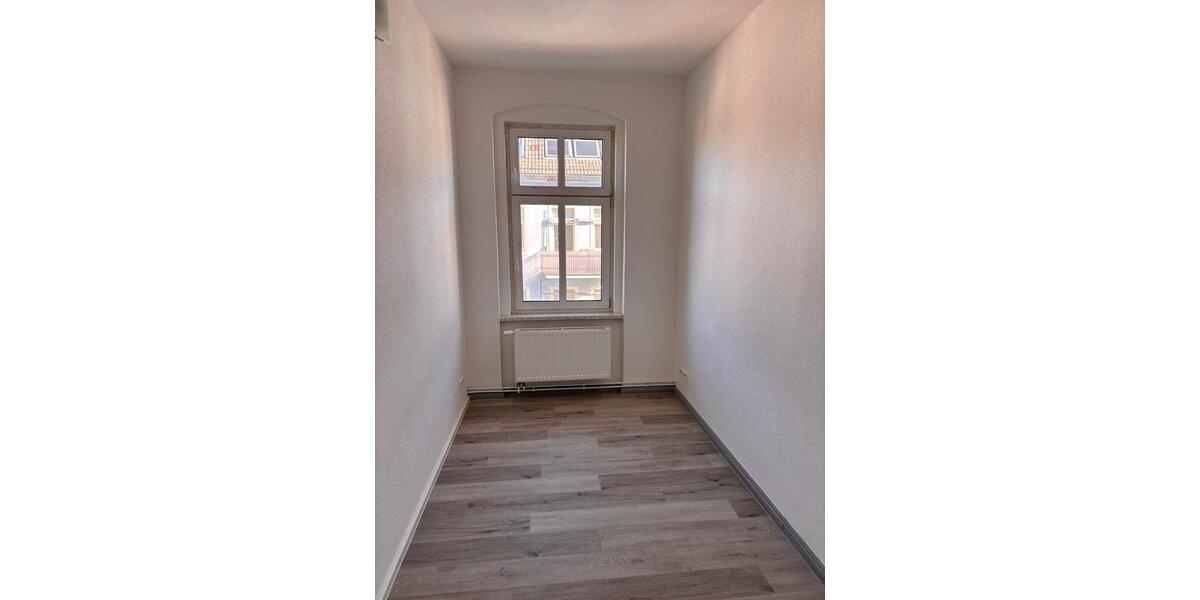 Etagenwohnung Frankfurt (Oder) Beresinchen - 4 Zimmer, 91 m&sup2;, 814&euro; | Angebot:25921083