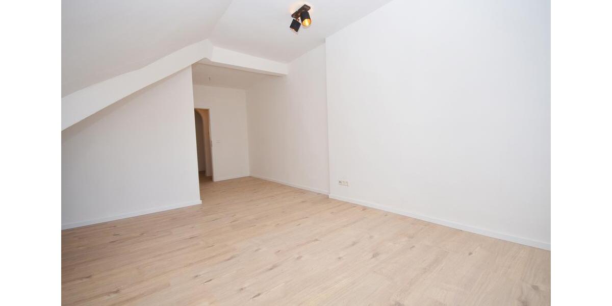 Etagenwohnung Leidersbach - 2 Zimmer, 60 m&sup2;, 900&euro; | Angebot:26456260