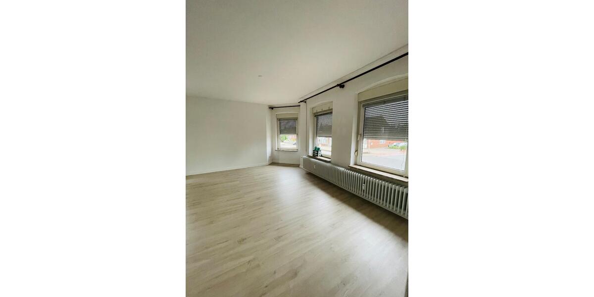 Etagenwohnung Hemmoor - 4 Zimmer, 107 m&sup2;, 925&euro; | Angebot:24837775
