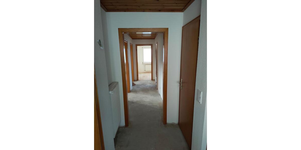 Dachgeschoßwohnung Warstein - 5 Zimmer, 100 m&sup2;, 900&euro; | Angebot:25614570