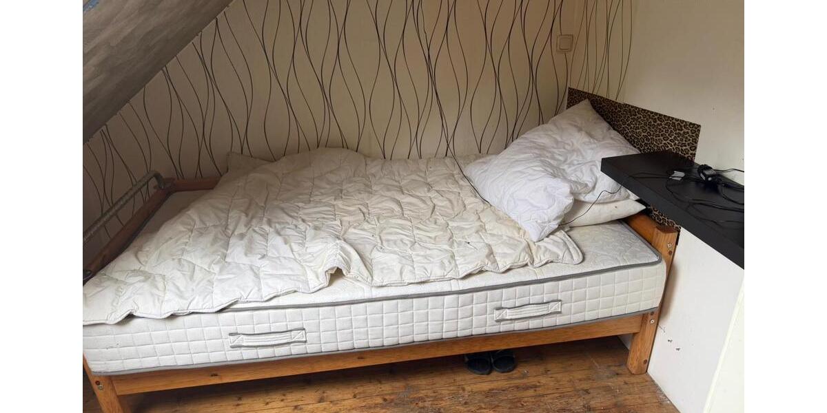 Etagenwohnung Siegburg - 4 Zimmer, 80 m&sup2;, 30&euro; | Angebot:26573031