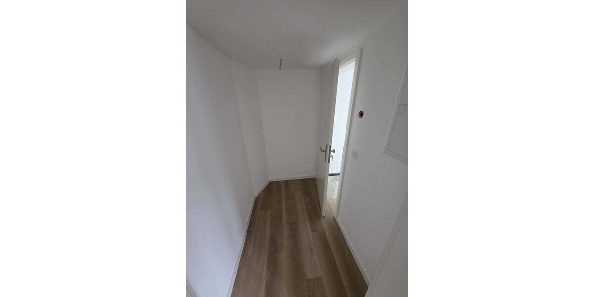 Dachgeschoßwohnung Wiesbaden Bierstadt - 2 Zimmer, 47 m&sup2;, 800&euro; | Angebot:25370166