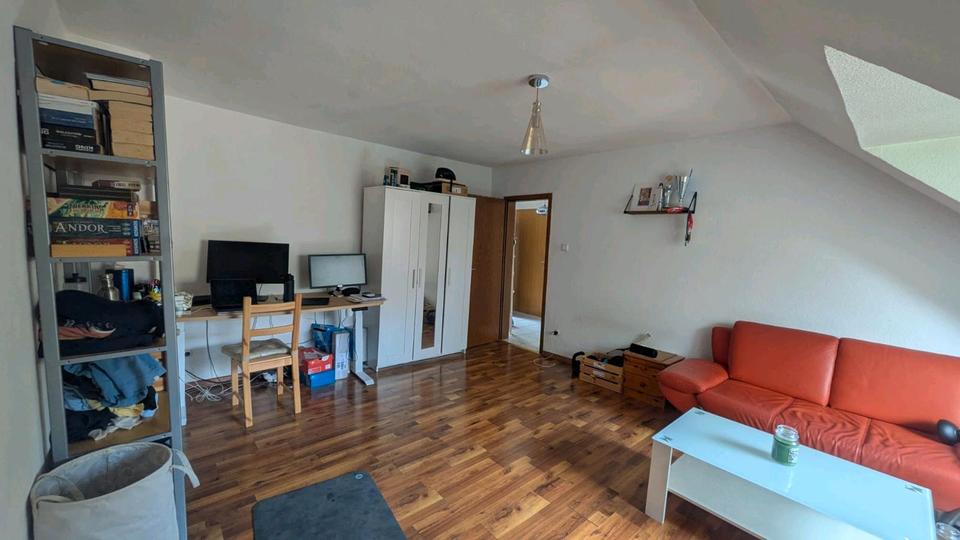 Dachgeschoßwohnung Essen Huttrop - 2 Zimmer, 54 m&sup2;, 465&euro; | Angebot:26233289