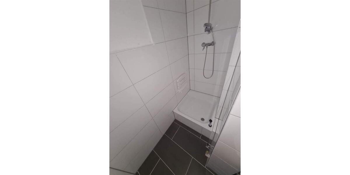 Etagenwohnung Dinslaken Innenstadt - 3 Zimmer, 81 m&sup2;, 630&euro; | Angebot:25740269