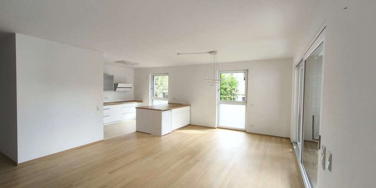 Etagenwohnung Wiesbaden Südost - 3 Zimmer, 151 m&sup2;, 2.900&euro; | Angebot:27260715
