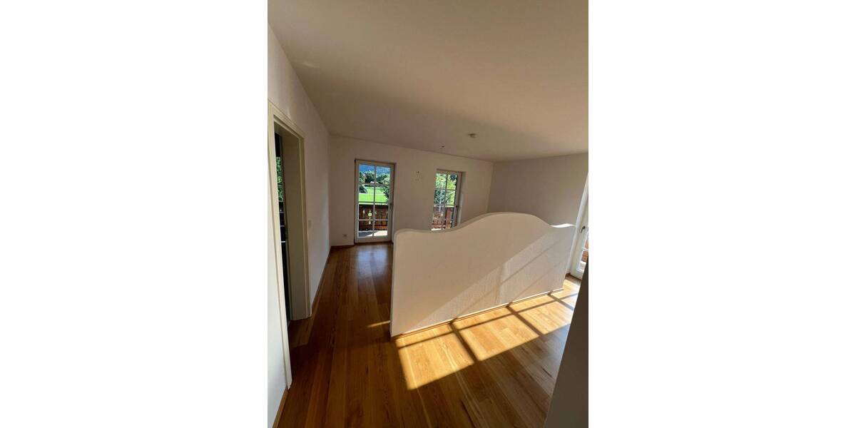 Doppelhaushälfte Bad Wiessee - 6 Zimmer, 165 m&sup2;, 4.000&euro; | Angebot:25958538