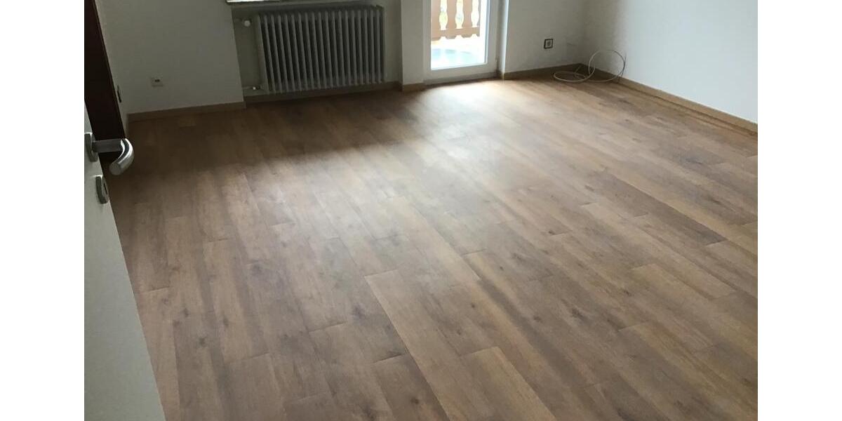 Mehrfamilienhaus, Wohnhaus Gilserberg - 8 Zimmer, 225 m&sup2;, 1.500&euro; | Angebot:24099540