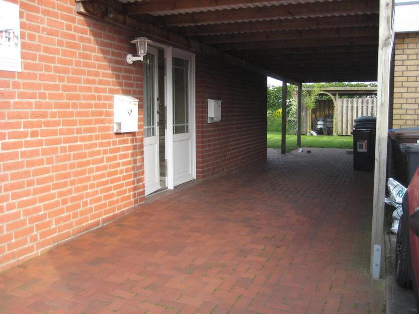 3 Zi. Whg im 1 OG, ausgebaute Spitzboden, Gartennutzung, WG geeig