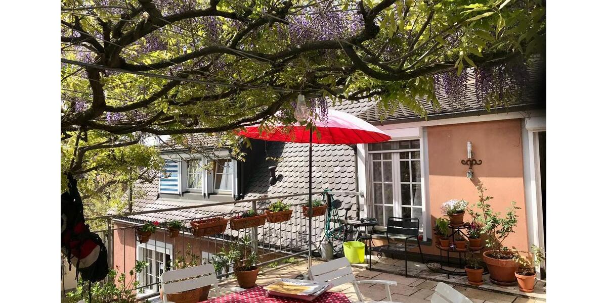 Etagenwohnung Breisach am Rhein - 6 Zimmer, 207 m&sup2;, 1.950&euro; | Angebot:26699162