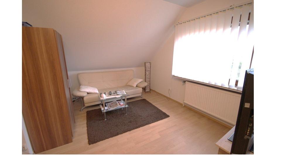 Dachgeschoßwohnung Mönchengladbach West - 2 Zimmer, 44 m&sup2;, 470&euro; | Angebot:25434217