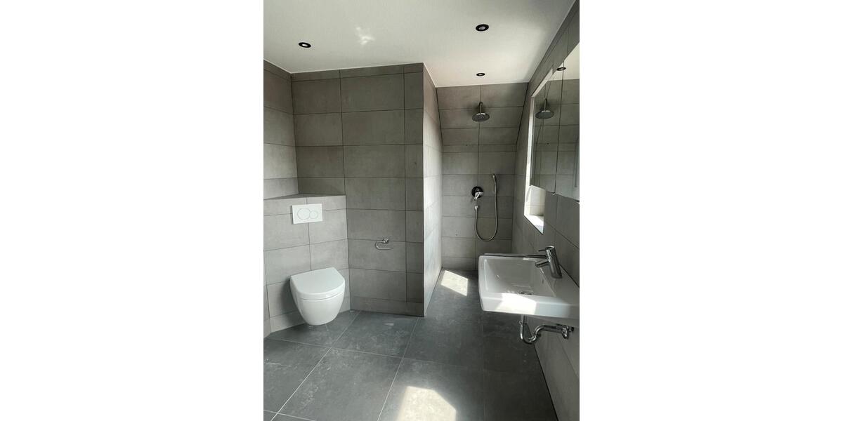 Einfamilienhaus Laichingen - 3.5 Zimmer, 106 m&sup2;, 1.200&euro; | Angebot:24812322